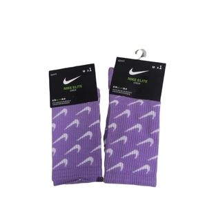 2 for 18 fashionable socks